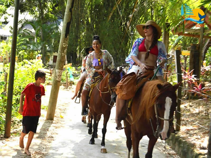 Yelapa & Majahuitas Tour