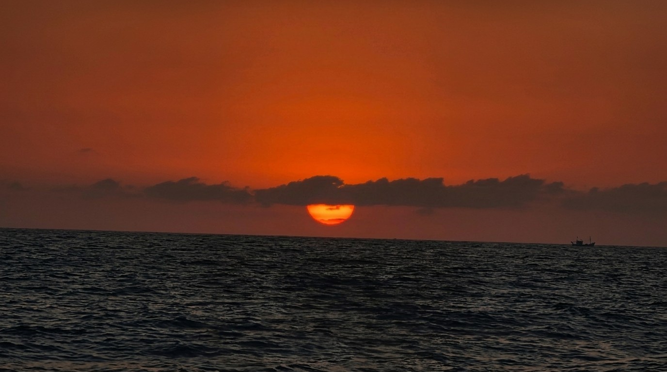 Sunset Experience Taipan